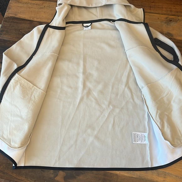 Nike Tech Men's Fleece Windrunner Full-Zip Jacket - Picture 7 of 9